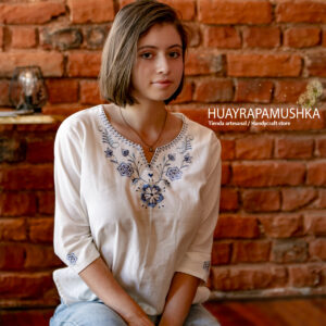 Blusas andinas bordadas